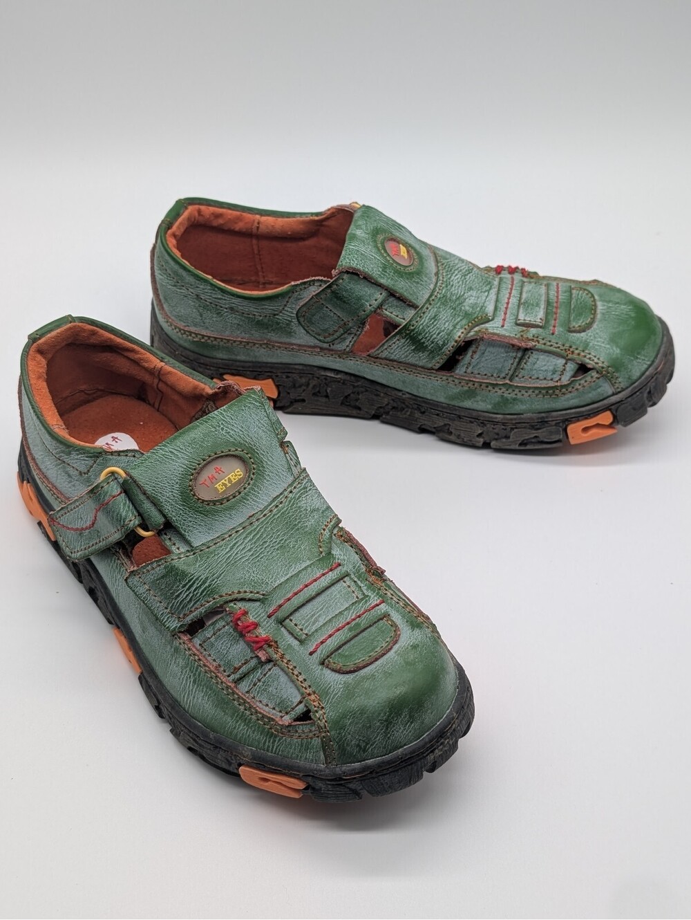 TMA Eyes Rugged Green Leather Fisherman Sandals Closed Toe